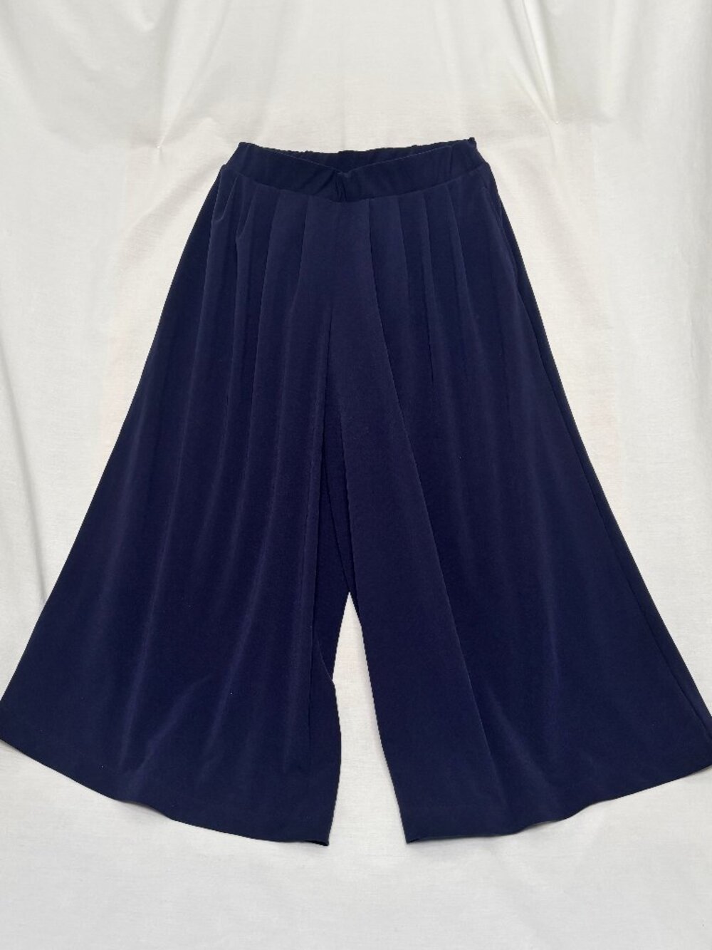Uniqlo - Flowy Midi Culottes, Dark Navy Blue